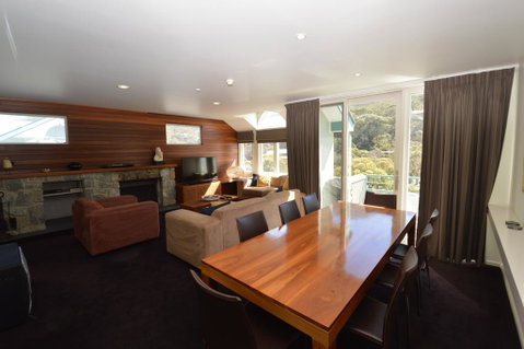 Aspect 2A - Tourism Gold Coast 1