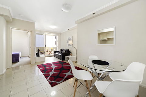 Astra Apartments Sydney - Kent Street - Tourism Gold Coast 1
