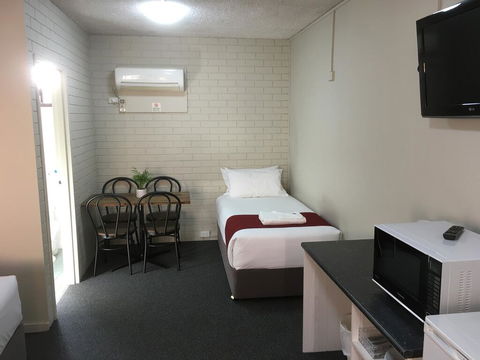 Atlas Motel - Tourism Gold Coast 3
