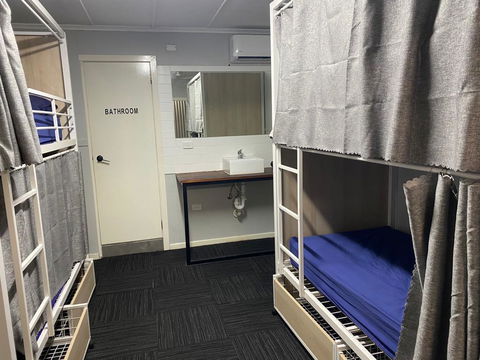 Aussie Dream Hostel - Tourism Gold Coast 2