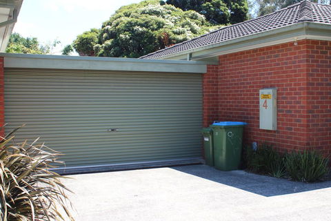 Australian Home Away Ringwood Bardia - Tourism Gold Coast 1