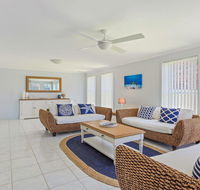 Azure Waters - perfectly positioned with ocean views - Tourism Gold Coast