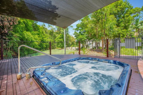 Baden 35 - Rainbow Shores, Walk To Beach, Pools, Tennis Court - Tourism Gold Coast 3