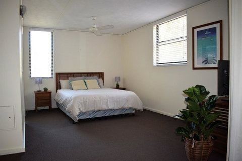 Baden 43 - Rainbow Shores, Family Beachside, Air Conditioned, Resort Unit - Tourism Gold Coast 1