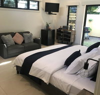 Bali inspired hideaway with Tropical villa  Plunge Pool - Gold Coast