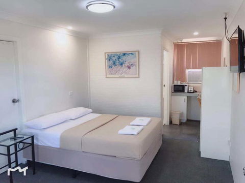 Bananatown Motel - Tourism Gold Coast 1