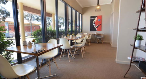 Barclay On View - Tourism Gold Coast 0