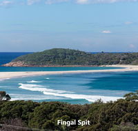 Barefoot' 7/44 Marine Drive - Fabulous Fingal Bay - Gold Coast