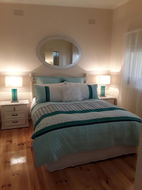 Bay Bell Cottage - Tourism Gold Coast 0