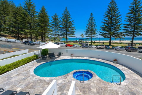 Bayview Apartments Rainbow Bay - Tourism Gold Coast 1