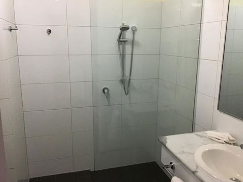 Bayview Motel - Tourism Gold Coast 1