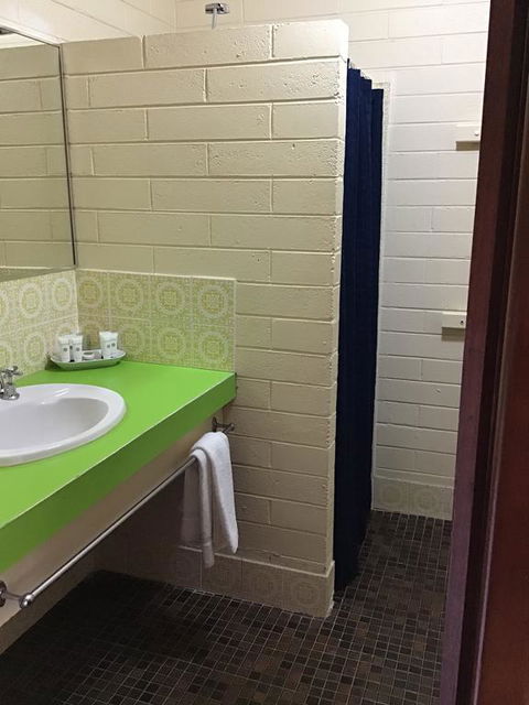 Bayview Motel - Tourism Gold Coast 3