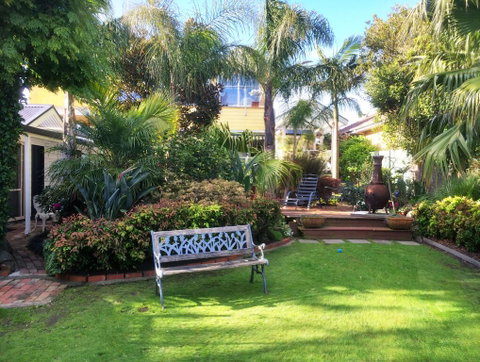 Bayview Studio - Tourism Gold Coast 0