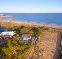 Beach Cottage In The Heart Of Mandurah - Tourism Gold Coast