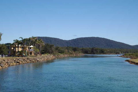 Beachfront 5, 25 Willow Street - Tourism Gold Coast 1