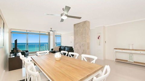 Beachfront Apt Main Beach - Gold Coast 1