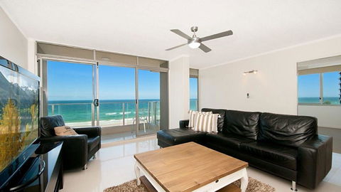 Beachfront Apt Main Beach - Gold Coast 3