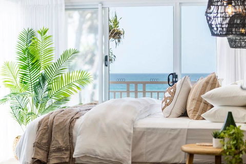 Beachfront Vila Gold Coast - Tourism Gold Coast 1