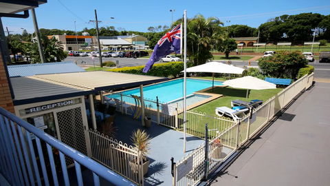 Beachlander Holiday Apartments - Tourism Gold Coast 1