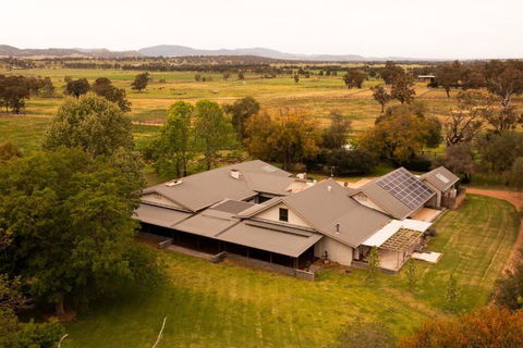 Redbank Estate - Luxury In Scone - Tourism Gold Coast 0