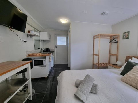 Redcliffe Homestay - Tourism Gold Coast 0