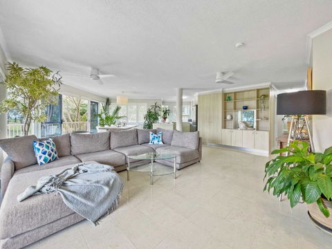 Relaxing Ocean View Apartment In Buddina - Tourism Gold Coast 1