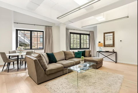 Renovated Warehouse Conversion In Heart Of Sydney - Tourism Gold Coast 2
