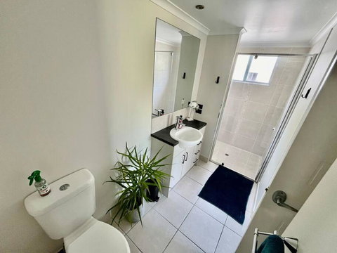 Resort Style Holiday Unit - Tourism Gold Coast 2