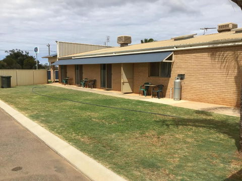 Rhodeside Lodge - Tourism Gold Coast 1