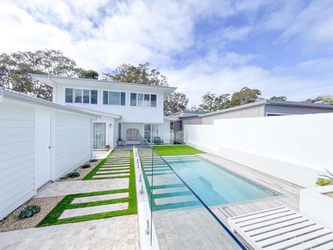Riva House - Tourism Gold Coast 0