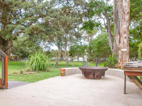 Riverside Retreat - Gold Coast 2