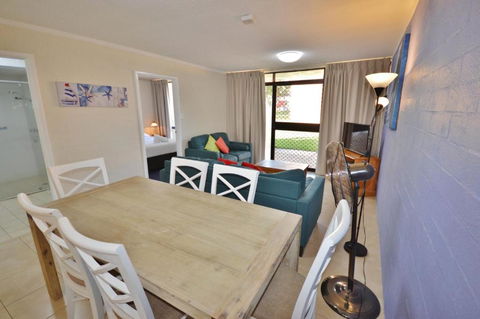 Riverview Holiday Apartment 93 - Kalbarri WA - Tourism Gold Coast 3