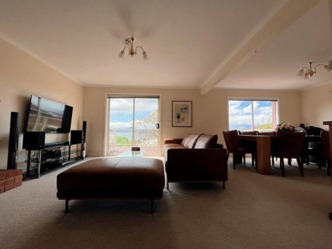 Riveting House With Incredible Water-view At SandyBay - Tourism Gold Coast 3