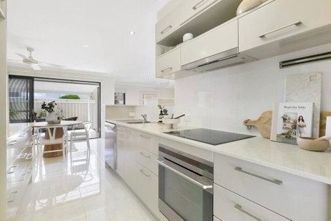 Riviera Road Miami - 4BRM Dual Villa - Tourism Gold Coast 2