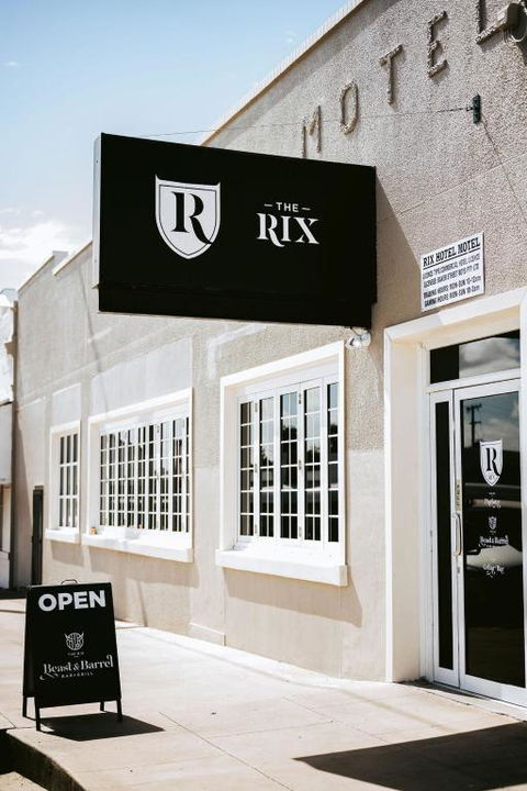 Rix Hotel Motel - Tourism Gold Coast 2
