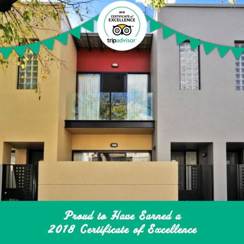 RNR Sturt Holiday Home - Tourism Gold Coast 1