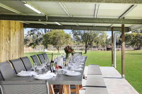 Roads End With Games Barn Ponies Alfresco Dining - Tourism Gold Coast 2
