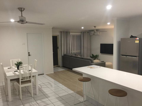 Robin Joy - Tourism Gold Coast 3