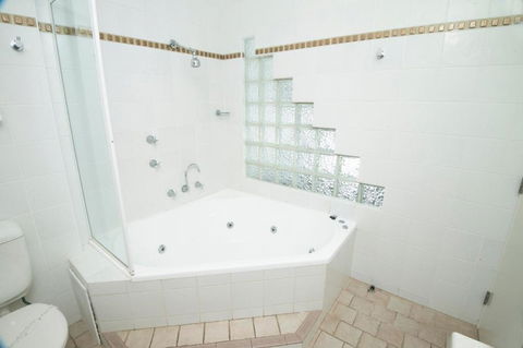 Rockpool Motor Inn - Tourism Gold Coast 3