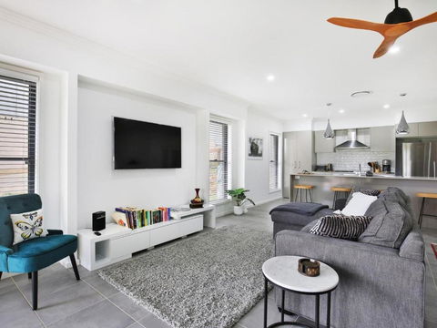 Rockwall I Pet Friendly I Fire Pit - Tourism Gold Coast 0
