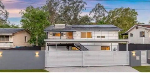 Roger Home - Tourism Gold Coast 3