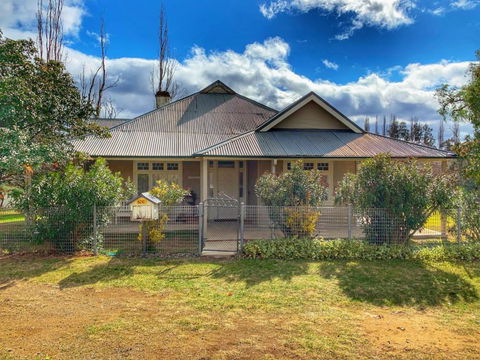 Roma Cottage On Roma Orchard - Tourism Gold Coast 0