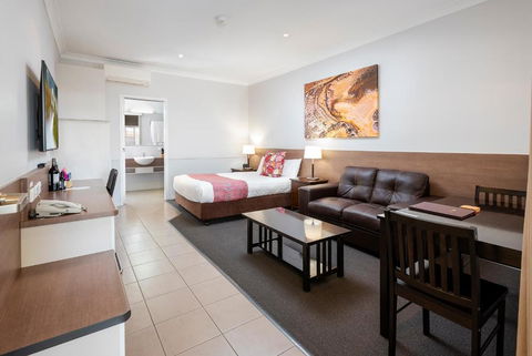 Roma Inland Motor Inn - Tourism Gold Coast 1