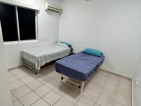 Room In City With Kittens! - Tourism Gold Coast 1