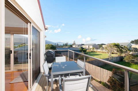 Rose - Tourism Gold Coast 3