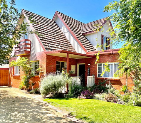 Rosehaven On Rosebud - Tourism Gold Coast 0