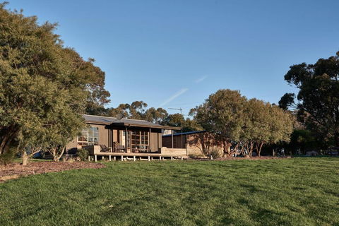 Ross Farm - Cabin - Tourism Gold Coast 1