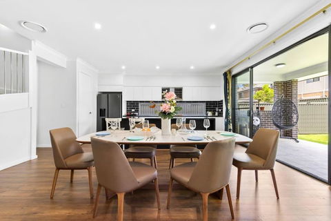 Rouse Hill Fancy 5bedrooms House - Tourism Gold Coast 0
