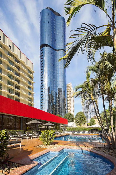 Royal On The Park - Tourism Gold Coast 2