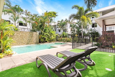 Royal Pavillions City Escape - Tourism Gold Coast 1